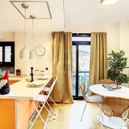 Apartment Suite85, Exclusiva Casa De Picasso Con Vistas A Gibralfaro Malaga